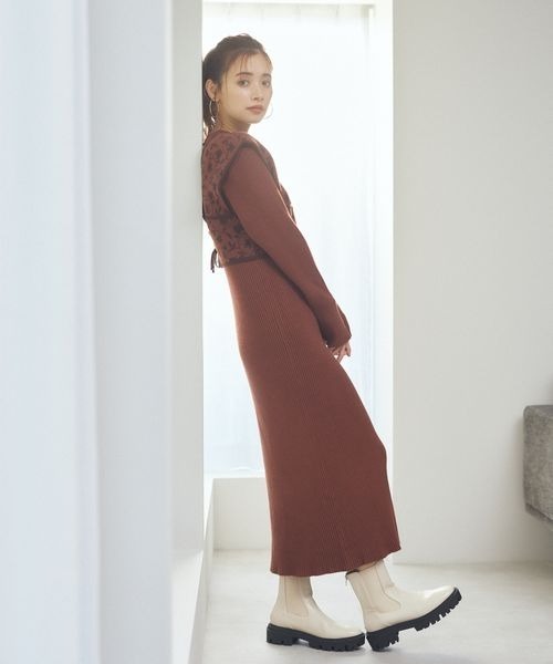 mysty woman（ミスティウーマン）の「【WEB限定カラー有】柄ベストＳＥＴニットワンピース 176519（ワンピース・レディース・ブラック/ブラウン/モカ/アイボリー・FREE）」の13枚目の写真