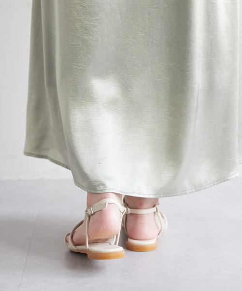 DISCOAT（ディスコート）の「センターストラップフラットシューズ（サンダル・レディース・ブラック/アイボリー/イエロー・MEDIUM/LARGE）」の20枚目の写真