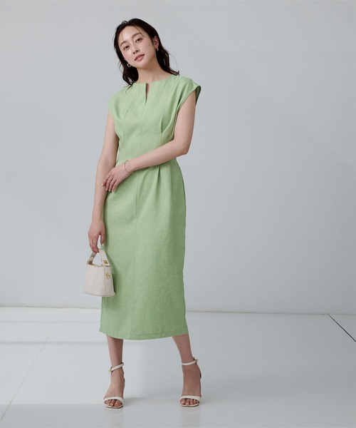 UR'S(ユアーズ)の「リネンライクフレンチスリーブウエストタックワンピース(ワンピース・レディース・ブラック/グリーン系その他/アイボリー/サンドベージュ・S/M/L)」の4枚目の写真