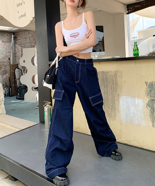Jewelobe(ジュエローブ)の「ワイドデニムカーゴパンツ(デニムパンツ・レディース・ネイビー・M/L)」の5枚目の写真