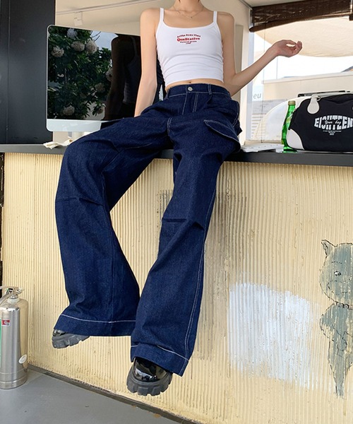 Jewelobe(ジュエローブ)の「ワイドデニムカーゴパンツ(デニムパンツ・レディース・ネイビー・M/L)」の10枚目の写真