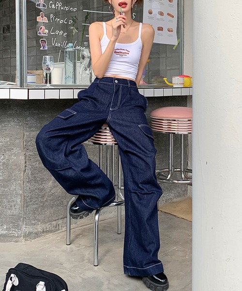Jewelobe(ジュエローブ)の「ワイドデニムカーゴパンツ(デニムパンツ・レディース・ネイビー・M/L)」の6枚目の写真