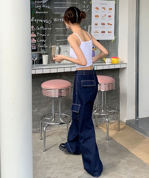 Jewelobe(ジュエローブ)の「ワイドデニムカーゴパンツ(デニムパンツ・レディース・ネイビー・M/L)」の9枚目の写真