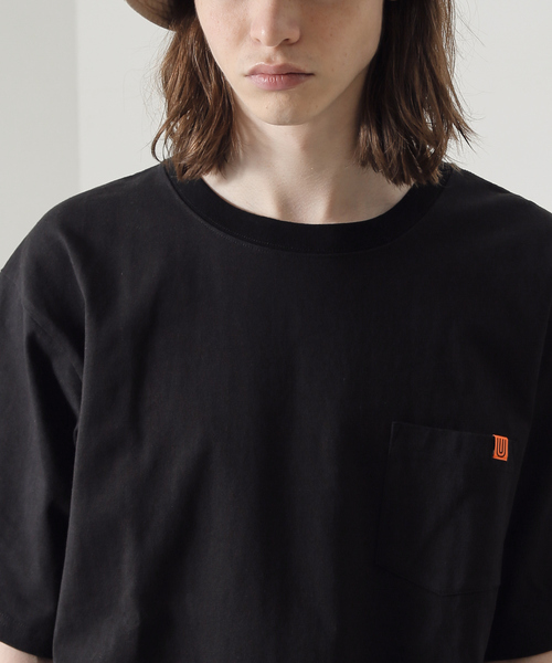 UNIVERSAL OVERALL(ユニバーサルオーバーオール)の「【UNIVERSAL OVERALL/ユニバーサルオーバーオール】 ポケットTシャツ / POCKET TEE / ユニセックス(Tシャツ/カットソー・メンズ・グレー/ホワイト/ネイビー/ブラック・L/XL/M)」の8枚目の写真