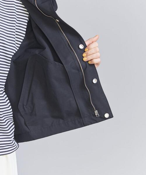 BEAUTY&YOUTH UNITED ARROWS(ビューティーアンドユースユナイテッドアローズ)の「グログランフードマウンテンパーカー/23SS -2WAY/撥水加工-(マウンテンパーカー・レディース・ネイビー/オフホワイト/モカ・S/M/L)」の4枚目の写真