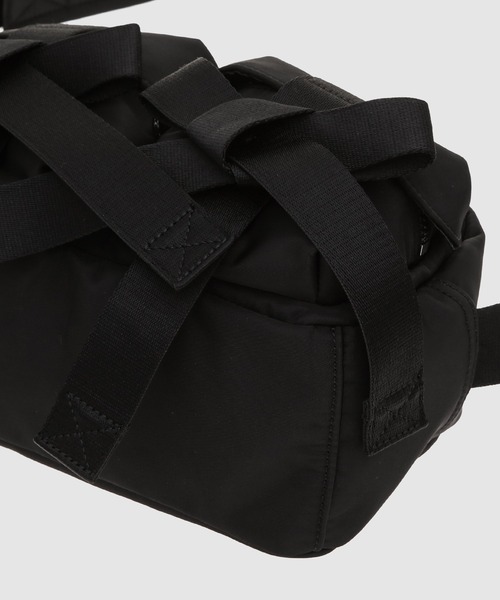 Simone Rocha（シモーネロシャ）の「BOW FRONT CROSSBODY BUM BAG