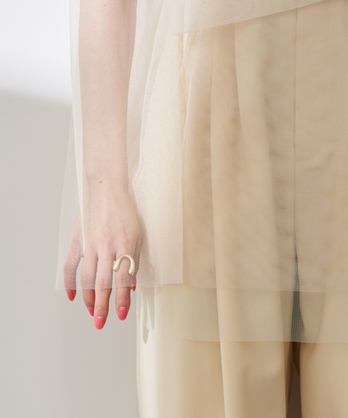 Solace(ソレイス)の「チュールシアーレイヤードプルオーバー(シャツ/ブラウス・レディース・ナチュラル/ピンク/ブラック・FREE)」の7枚目の写真