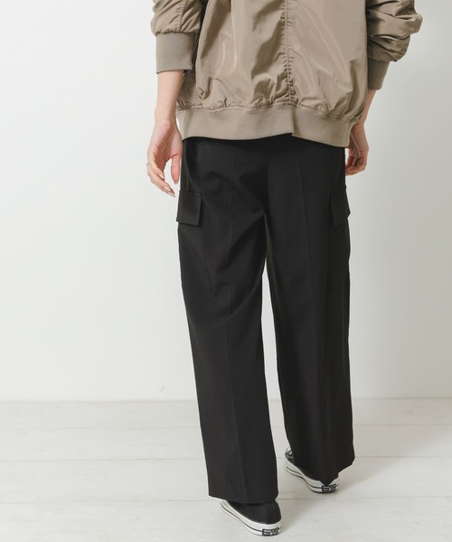 URBAN RESEARCH Sonny Label（アーバンリサーチサニーレーベル）の「タックカーゴパンツ（カーゴパンツ・レディース・ブラック/ベージュ系その他・38/36）」の20枚目の写真