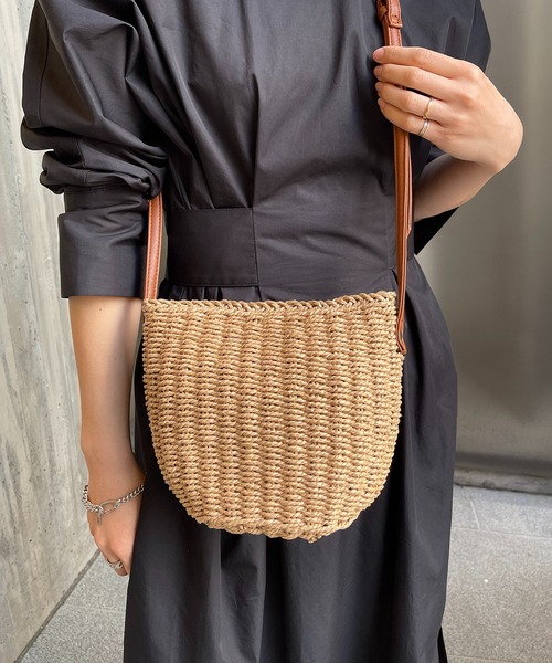 PINE SHOULDER BAG BLACK