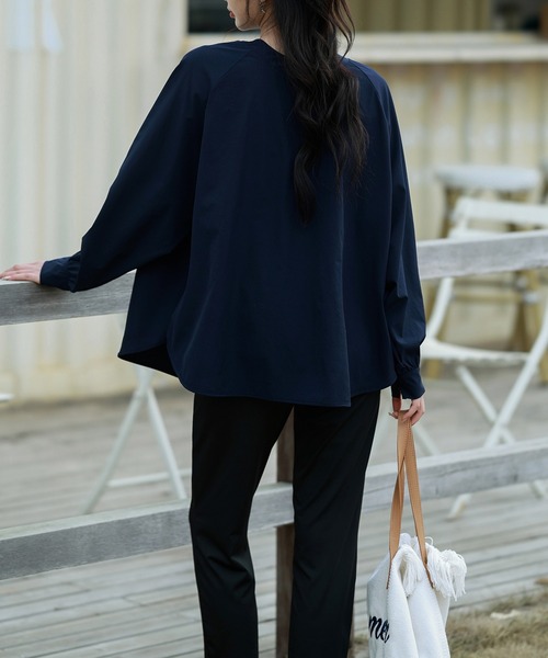 TeddyShop(テディショップ)の「【UVカット率 99%以上】レディース水着 2WAYフリルラッシュガードトップス+スリットボトムス 上下2点セット(ラッシュガード・レディース・ブラック/ベージュ/ブラウン/ネイビー・M/L)」の22枚目の写真