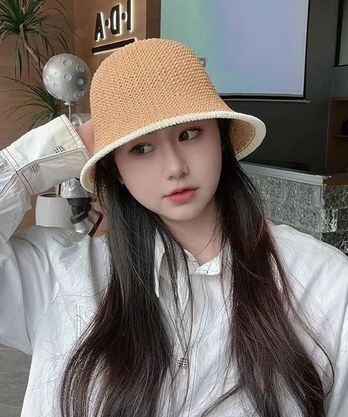 CORNERS（コーナーズ）の「バイカラーバケットハット（ハット・レディース・ブラック/キャメル/アイボリー/ベージュ・FREE）」の4枚目の写真