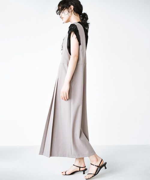 haco!（ハコ）の「時間がない朝もきれいは諦めない！すぽんと着るだけでさっと華やぐプリーツジャンパースカート by que made me（ジャンパースカート・レディース・ブラック/グレイッシュベージュ・SMALL/MEDIUM/LARGE/X-LARGE）」の22枚目の写真