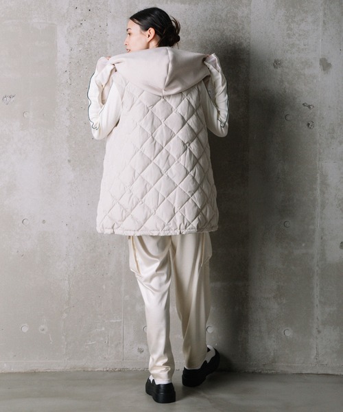 MARECHAL TERRE（マルシャルテル）の「ダウンパーカーベスト（ダウンベスト・レディース・ブラック系/サンドベージュ/ネイビー/ブラック・MEDIUM）」の5枚目の写真