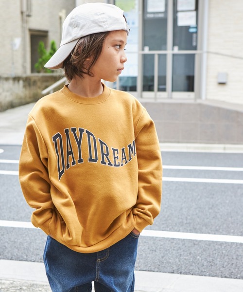 PAIRMANON STREET（ペアマノンストリート）の「【PAIRMANON STREET】グラフィックプリント オーバサイズ トレーナー（スウェット・キッズ・ブラック系その他2/ブラック系その他/マスタード/レッド系その他/ブラック系その他4/ピンク系その他/ブルー系その他2/ブルー系その他/グレー系その他/ブラック系その他3/グリーン系その他/ブラウン系その他/イエロー系その他/レッド系その他2/グリーン系その他2/グレー系その他3/グレー系その他4/グレー系その他2/ホワイト系その他/ブルー系その他3・140/120/150/100/90/130/110）」の17枚目の写真