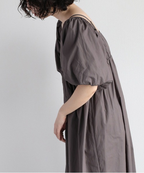 cepo(セポ)の「2WAYスリーブオフショルダーワンピース(ワンピース・レディース・チャコール/モカ・M)」の15枚目の写真