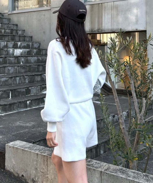 CIAOPANIC TYPY(チャオパニックティピー)の「【WEB限定】【in a good mood】ボリュームスリーブニットセットアップ(アンサンブル・レディース・オフホワイト/ブラック・ONE SIZE)」の4枚目の写真