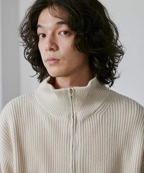 coen（コーエン）の「ビッグシルエットアゼ編みハーフジップバルキーニット（ニット/セーター・メンズ・モカ/ブラック/オフホワイト・L/XL/S/M）」の6枚目の写真