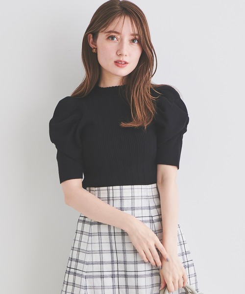 LAISSE PASSE（レッセパッセ）の「タック&ギャザー五分袖ニットプルオーバー（ニット/セーター・レディース・ブラック/ダルブルー系/アイボリー/モカ・MEDIUM）」の7枚目の写真