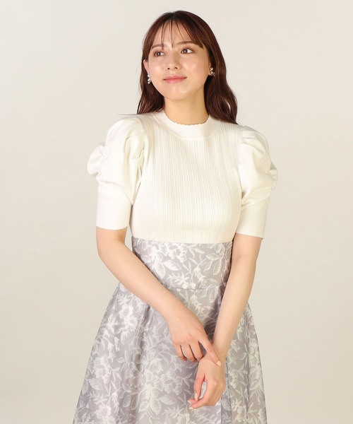 LAISSE PASSE（レッセパッセ）の「タック&ギャザー五分袖ニットプルオーバー（ニット/セーター・レディース・ブラック/ダルブルー系/アイボリー/モカ・MEDIUM）」の10枚目の写真