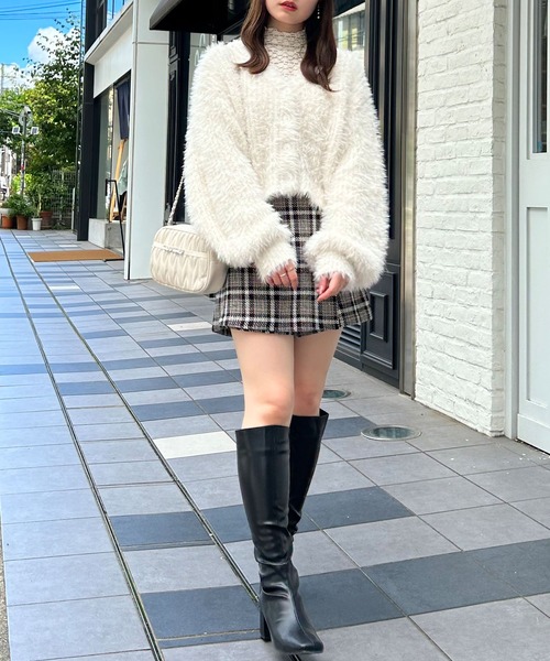 INGNI(イング)の「ラメフェザーヤーンニットカーディガン(カーディガン/ボレロ・レディース・ピンク/アイボリー/グレー・M)」の5枚目の写真