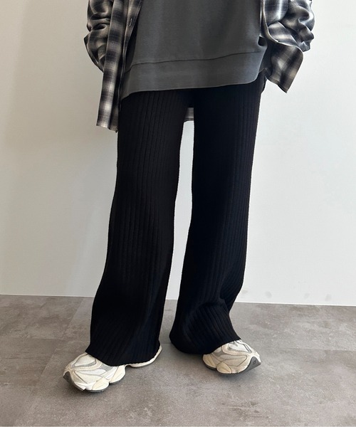 apres jour mignon（アプレジュールミニョン）の「リブニットパンツ【ZOZOTOWN限定アイテム】（その他パンツ・レディース・ブラック/グリーン/グレイッシュベージュ/アイボリー・SMALL/MEDIUM/X-LARGE）」の6枚目の写真