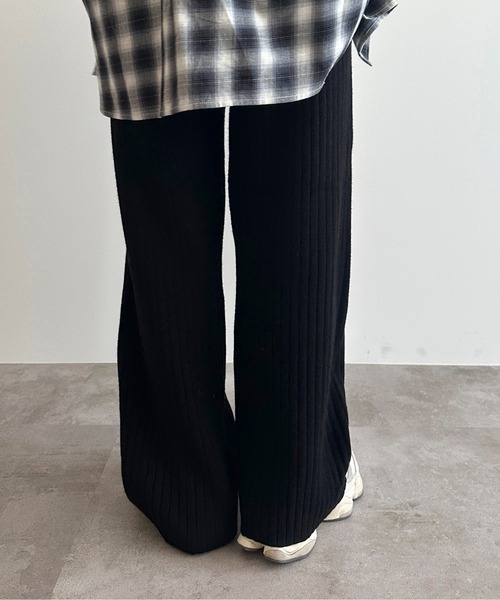 apres jour mignon（アプレジュールミニョン）の「リブニットパンツ【ZOZOTOWN限定アイテム】（その他パンツ・レディース・ブラック/グリーン/グレイッシュベージュ/アイボリー・SMALL/MEDIUM/X-LARGE）」の8枚目の写真