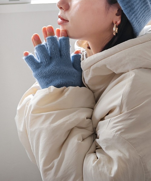 andme（アンドミー）の「リブニット指開きアームウォーマー（アームカバー・レディース・ライトブルー/グリーン系/オレンジ/ブラウン/ブラック/オフホワイト・FREE）」の8枚目の写真