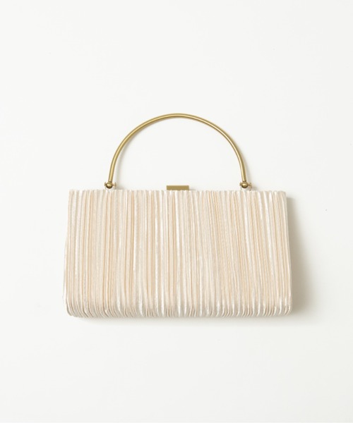 Cupid Heart（キューピッドハート）の「【Cupid Heart】結婚式用！金具ハンドルサテンプリーツバッグ（クラッチバッグ・レディース・ブラック/シルバー/ベージュ・MEDIUM）」の6枚目の写真