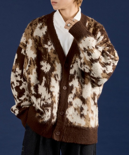 Adoon plain(アドーンプレーン)の「マーブルパターンジャガードカーディガン(カーディガン/ボレロ・メンズ・ブラック/アイボリー/ダークグリーン・LARGE/MEDIUM)」の2枚目の写真