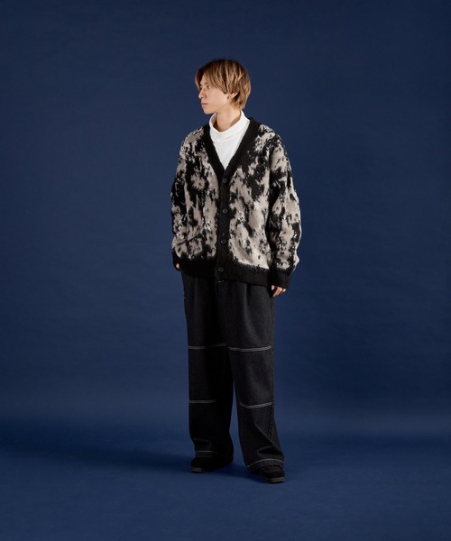 Adoon plain(アドーンプレーン)の「マーブルパターンジャガードカーディガン(カーディガン/ボレロ・メンズ・ブラック/アイボリー/ダークグリーン・LARGE/MEDIUM)」の9枚目の写真