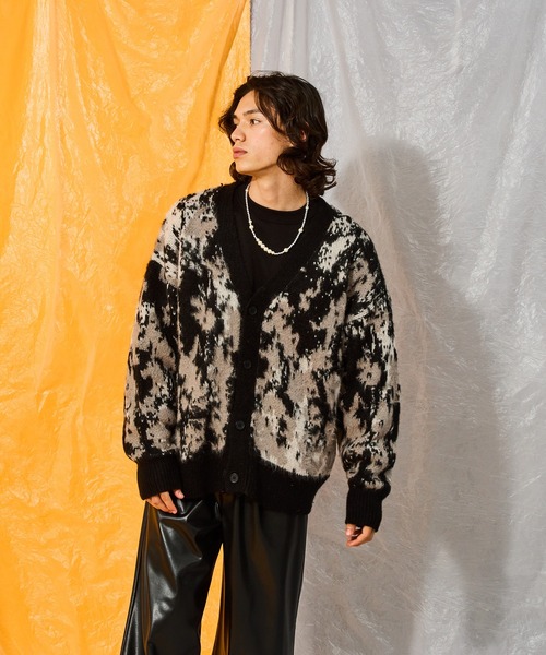 Adoon plain(アドーンプレーン)の「マーブルパターンジャガードカーディガン(カーディガン/ボレロ・メンズ・ブラック/アイボリー/ダークグリーン・LARGE/MEDIUM)」の20枚目の写真