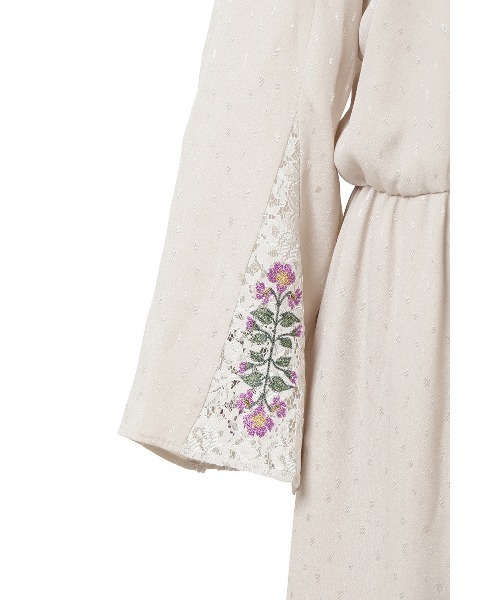 KEITA MARUYAMA（ケイタマルヤマ）の「Dobby Embroidery One Piece