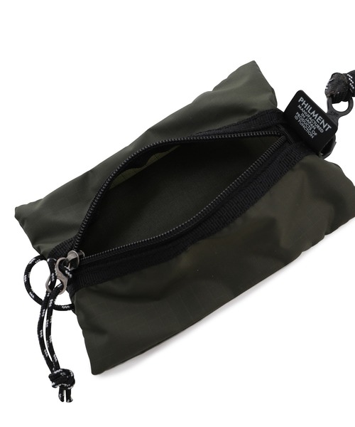 ADAM ET ROPE'（アダムエロペ）の「【PHILMENT】CO POUCH（ポーチ・メンズ・オリーブ/ブラック・FREE）」の9枚目の写真