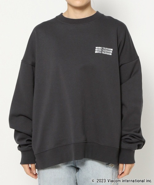 LOWRYS FARM(ローリーズファーム)の「MTVウラケプルオーバー 987380(スウェット・レディース・チャコールグレー/グレー/ブルー・FREE)」の4枚目の写真