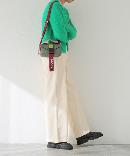 【関税込み】GANNI カーキ XXL バッグ A7316_5903_474_1.jpg?sw=2000