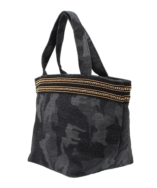 ikka（イッカ）の「メタルチェーンミニトートバッグ（トートバッグ・レディース・オフホワイト/グレー/ブラック・FREE）」の4枚目の写真