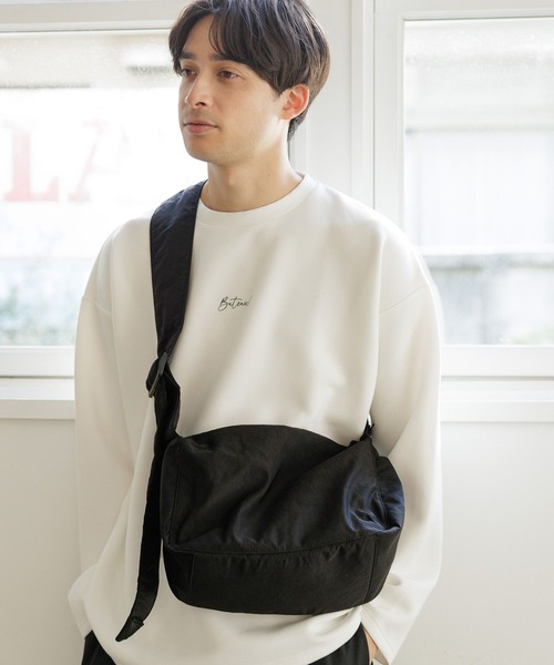 LAKOLE（ラコレ）の「プラバックルショルダーBAG / 995903（ショルダーバッグ・メンズ・ブラック/ベージュ/オフホワイト/グリーン・FREE）」の3枚目の写真