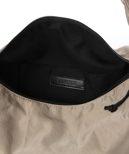 LAKOLE（ラコレ）の「プラバックルショルダーBAG / 995903（ショルダーバッグ・メンズ・ブラック/ベージュ/オフホワイト/グリーン・FREE）」の12枚目の写真