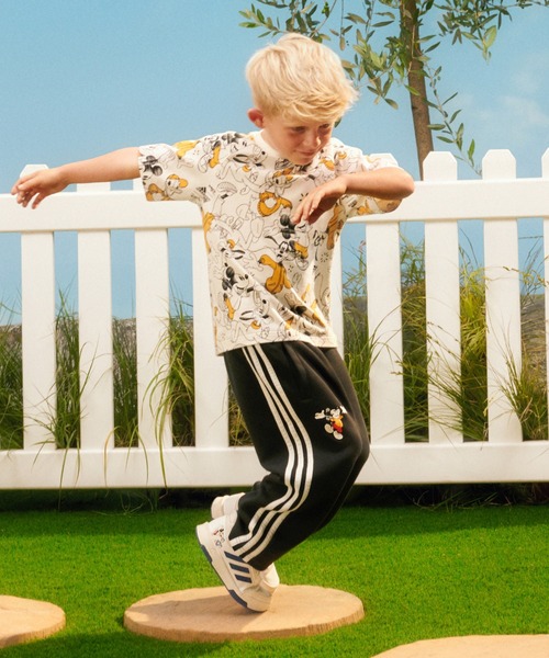 adidas（アディダス）の「adidas × Disney ミッキーマウスパンツ / アディダス adidas（その他パンツ・キッズ・ブラック×ホワイト・130/90/140/100/120/110）」の3枚目の写真