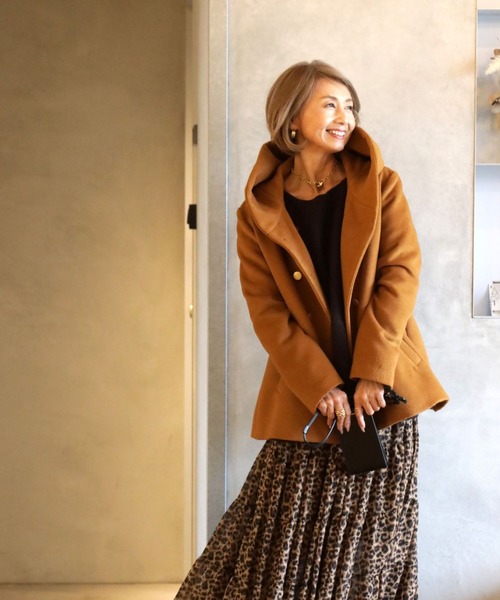 Ehre style(エーレスタイル)の「Reiko×Ehre style 2023特別コラボ 誰でも小顔立体フードカラーReikoコート(ピーコート・レディース・ブラック/ダークグリーン系/ホワイト/キャメル/グレー・FREE/L/M)」の11枚目の写真