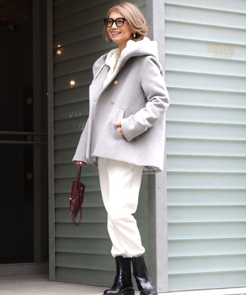 Ehre style(エーレスタイル)の「Reiko×Ehre style 2023特別コラボ 誰でも小顔立体フードカラーReikoコート(ピーコート・レディース・ブラック/ダークグリーン系/ホワイト/キャメル/グレー・FREE/L/M)」の7枚目の写真