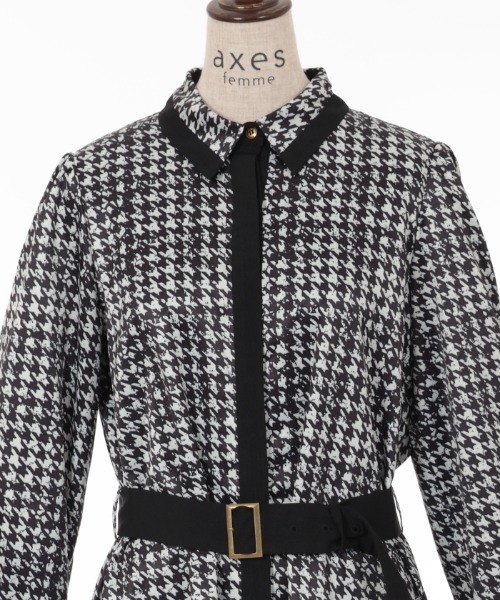 axes femme（アクシーズファム）の「千鳥×裾レースプリント