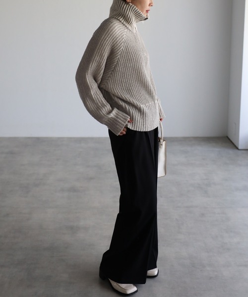 ap retro(アプレトロ)の「ハーフジップニットプルオーバー(ニット/セーター・レディース・ブラック/グレー/ベージュ・FREE)」の21枚目の写真