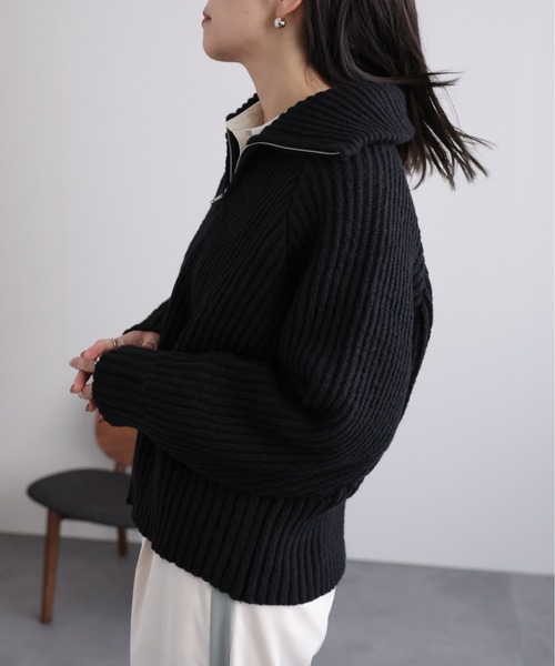 ap retro(アプレトロ)の「ハーフジップニットプルオーバー(ニット/セーター・レディース・ブラック/グレー/ベージュ・FREE)」の7枚目の写真