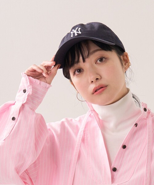 FREAK'S STORE（フリークスストア）の「New Era × FREAK'S STORE/ニューエラ 別注 9TWENTY MINI LOGO CAP/ナイントゥエンティ ミニロゴキャップ/ニューエラ（キャップ・レディース・ベージュ/ネイビー/キャメル/ブラック・ONE SIZE）」の22枚目の写真