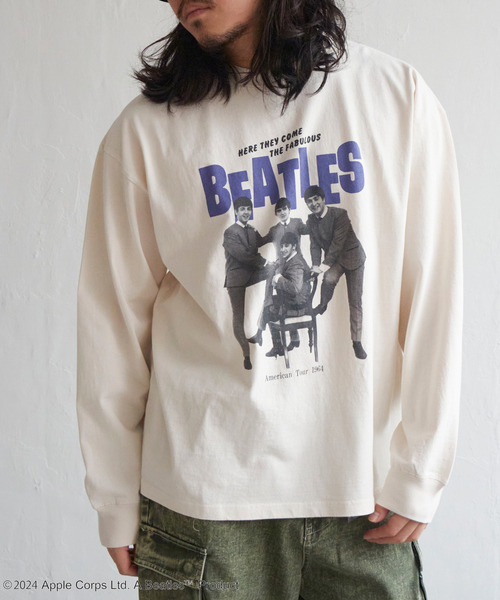VENCEEXCHANGE（ヴァンスエクスチェンジ）の「THE BEATLES ザ ビートルズ ツアープリントロングスリーブバンドT（Tシャツ/カットソー・メンズ・オフホワイト/チャコールグレー/ライトグレー・LL/M/L）」の2枚目の写真