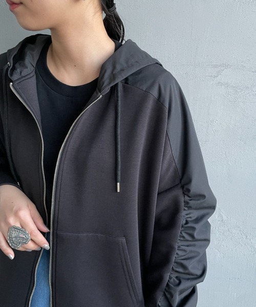 JEANS FACTORY Clothes（ジーンズファクトリークローズ）の「[Jeans Factory Clothes/ジーンズファクトリークローズ] 異素材切り替え ボンディングパーカー（その他アウター・レディース・オフホワイト/ブラック/ネイビー・F）」の22枚目の写真