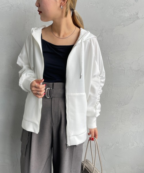 JEANS FACTORY Clothes（ジーンズファクトリークローズ）の「[Jeans Factory Clothes/ジーンズファクトリークローズ] 異素材切り替え ボンディングパーカー（その他アウター・レディース・オフホワイト/ブラック/ネイビー・F）」の6枚目の写真