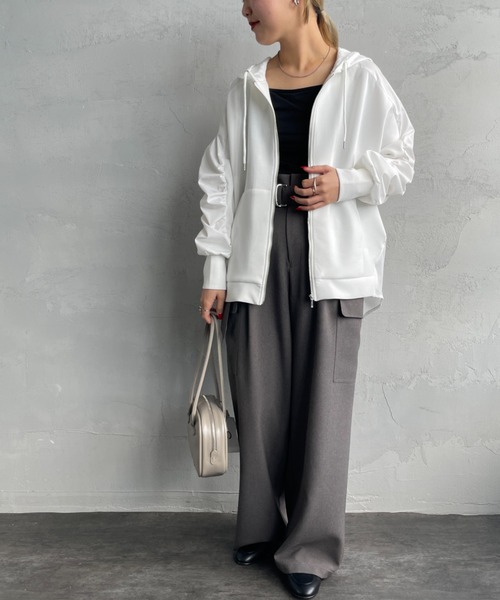 JEANS FACTORY Clothes（ジーンズファクトリークローズ）の「[Jeans Factory Clothes/ジーンズファクトリークローズ] 異素材切り替え ボンディングパーカー（その他アウター・レディース・オフホワイト/ブラック/ネイビー・F）」の9枚目の写真