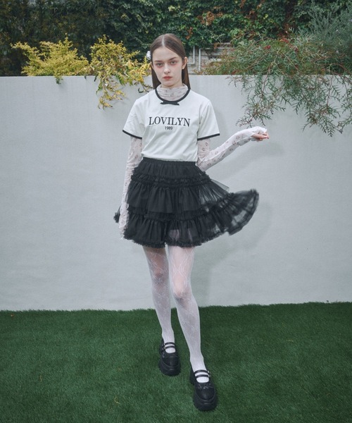 Lovilyn（ラヴィリン）の「ロゴ刺繍リボンコットンTシャツ（T